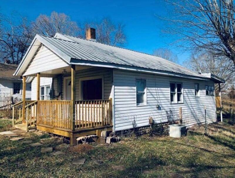 391 Deaverview Rd - Photo 2 of 22