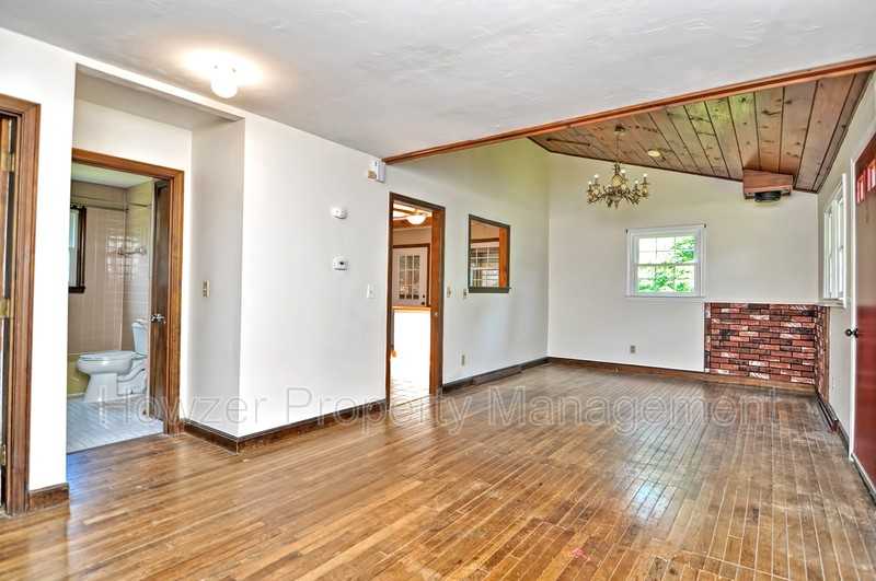 20 Doris Rd - Photo 3 of 41