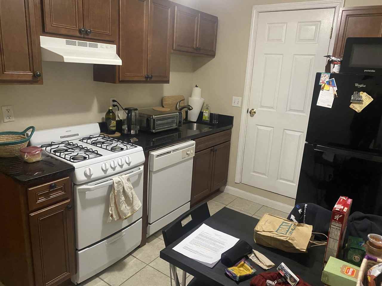 31 Fleet St #9 - Photo 2 of 23