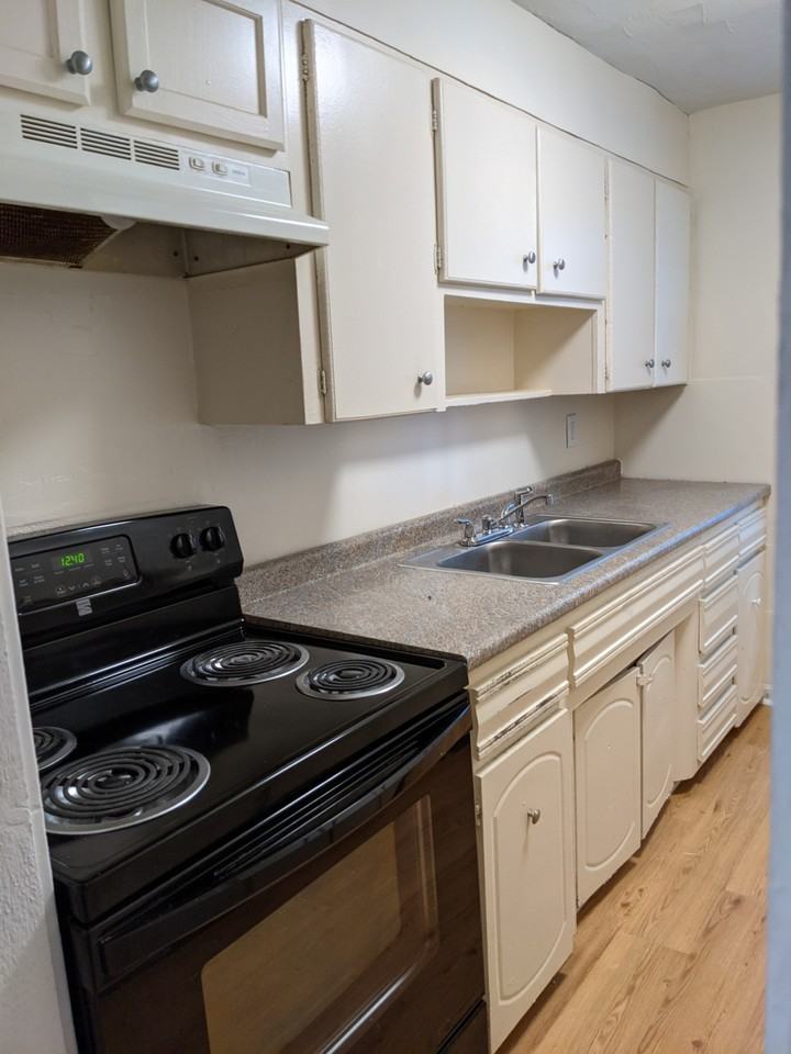 297 Bartlett Street - Photo 2 of 3