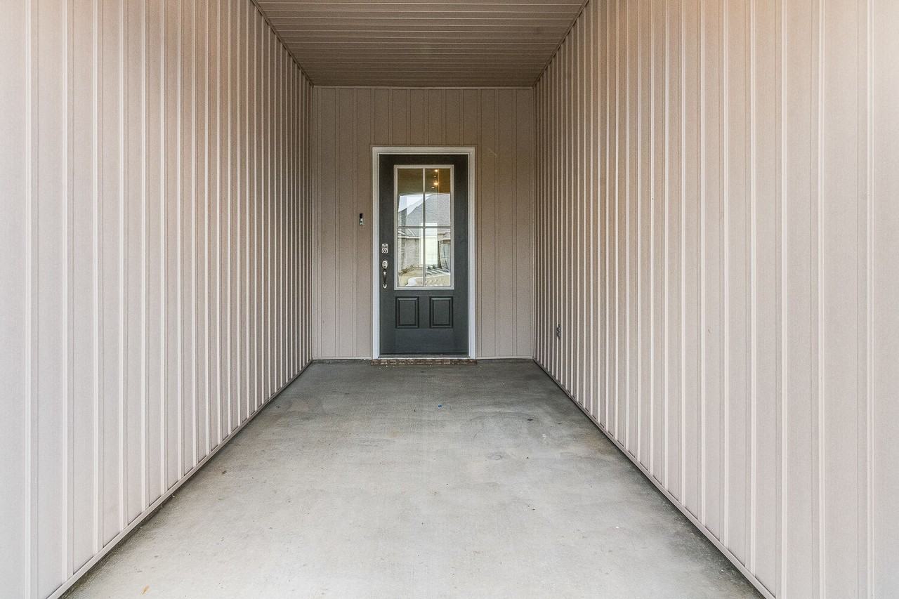 418 Mango Dr - Photo 2 of 29