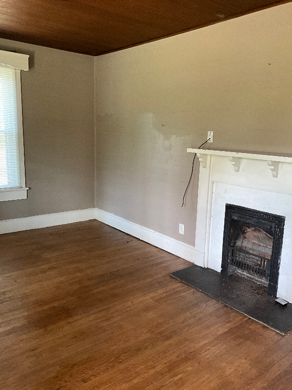 3955 Hopewell Rd - Photo 2 of 6