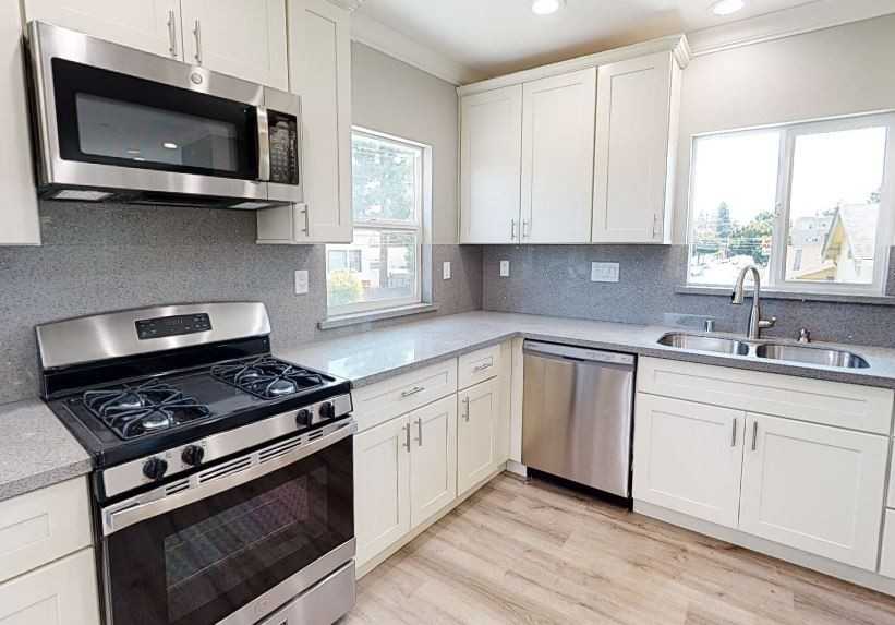 603 57th Street - Photo 4 of 13