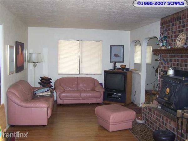 411 Cortez Ave - Photo 3 of 9