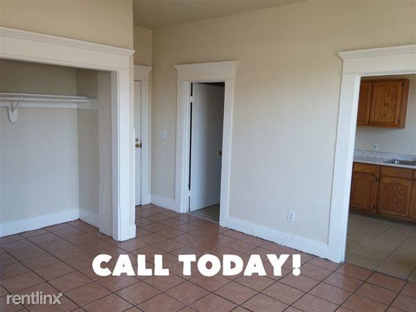 743 S Burlington Ave - Photo 2 of 9