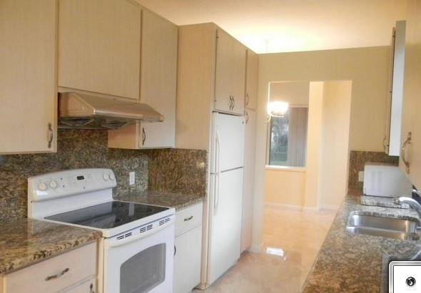 197 S Hampton Dr - Photo 3 of 6