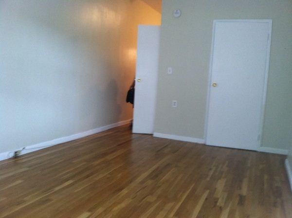 Underhill Ave - Photo 2 of 4