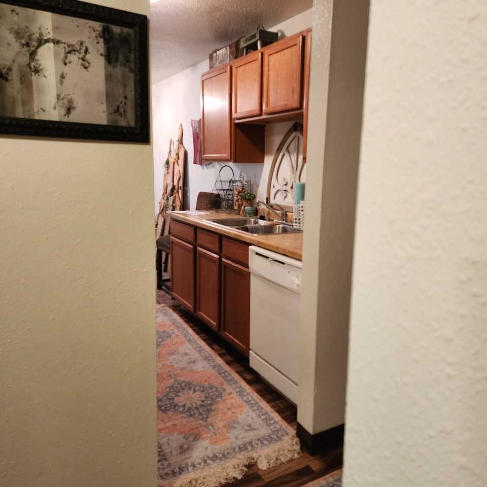 1201 3rd Avenue North #104 - Photo 4 of 13