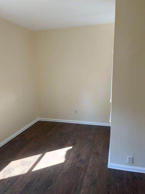 222 W Clinton Ct - Photo 3 of 7