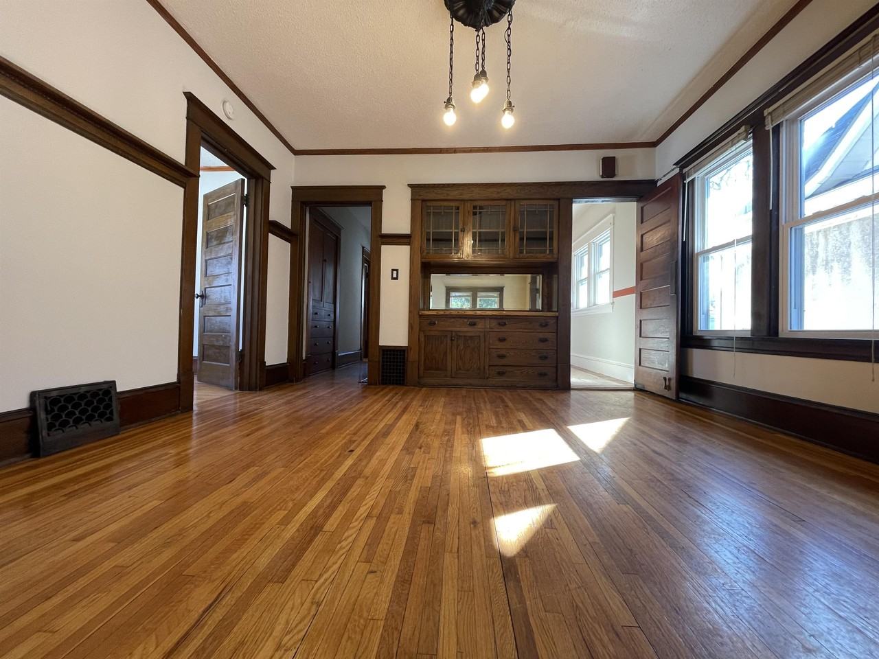 2549 Fillmore St Ne #2 - Photo 3 of 21