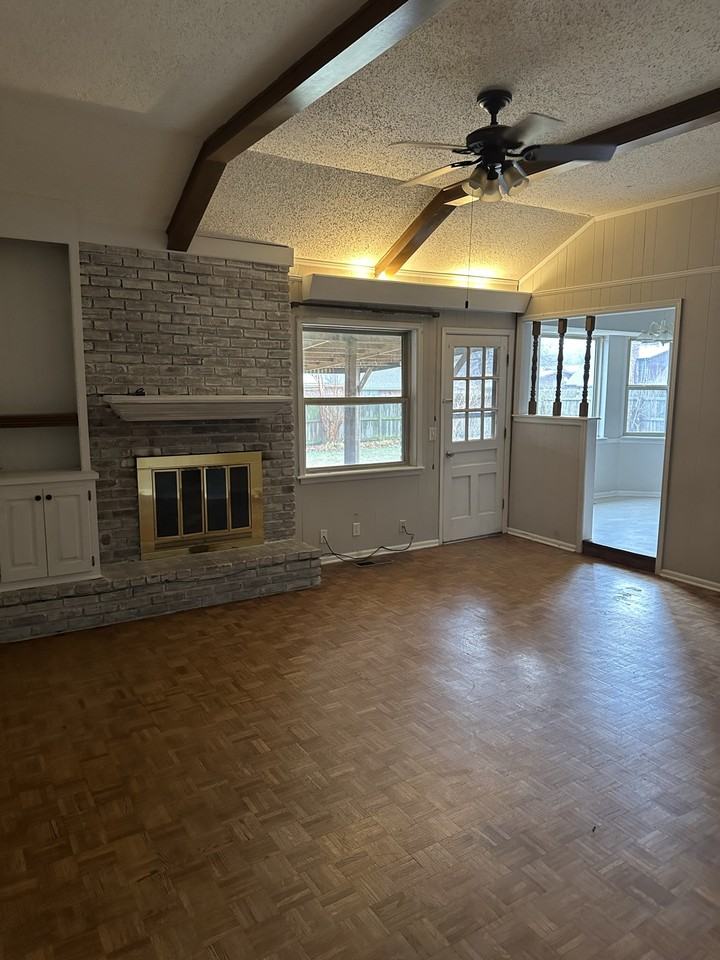 6722 E 75th St #1 - Photo 6 of 50