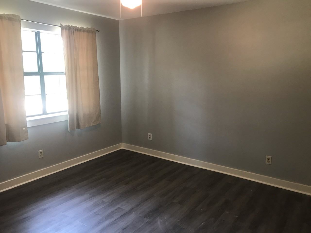 206 Van Buren St - Photo 3 of 11