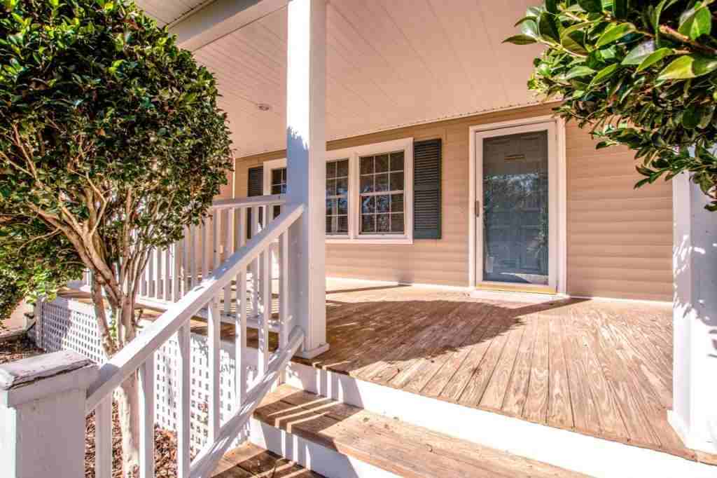 2089 Rock Springs Cir - Photo 7 of 46