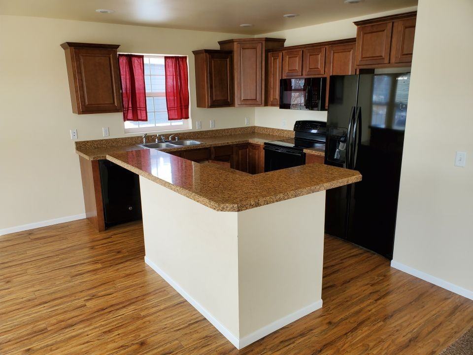 1428 Watson Peak Rd - Photo 3 of 10