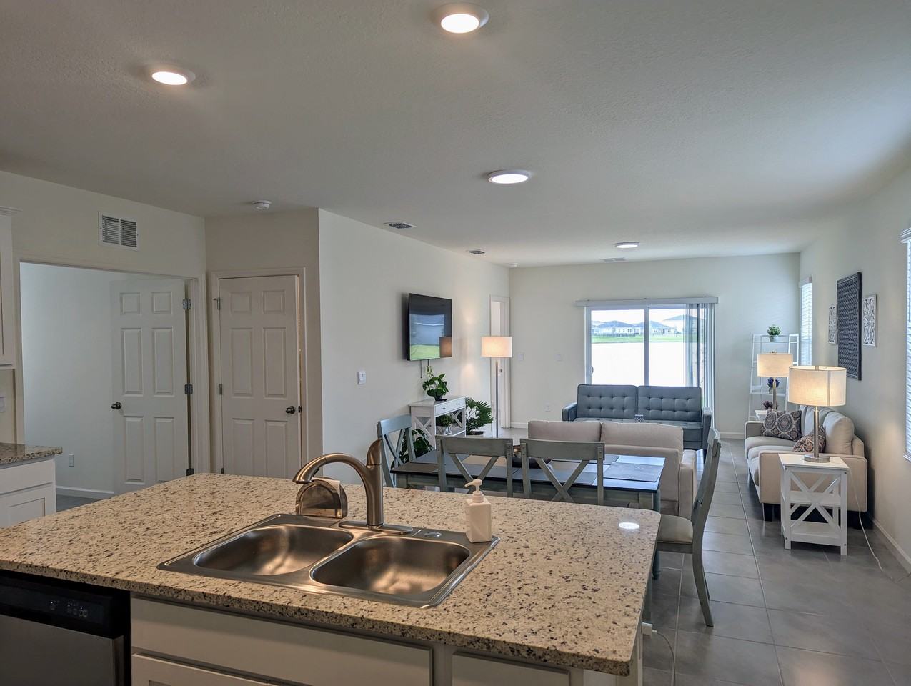 10704 Sw Vasari Way - Photo 3 of 35