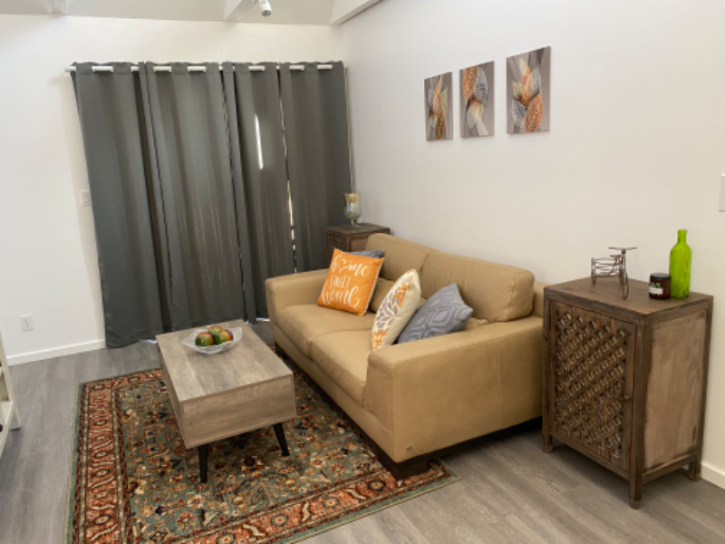 329 4th St - Photo 3 of 14