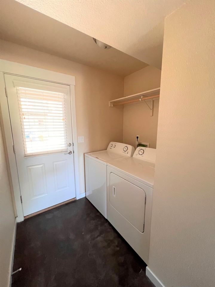8834 W Pine Valley Ln #1 - Photo 3 of 21