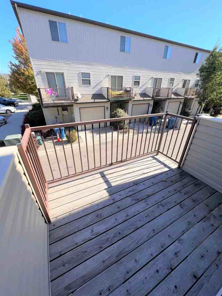 8834 W Pine Valley Ln #1 - Photo 7 of 21