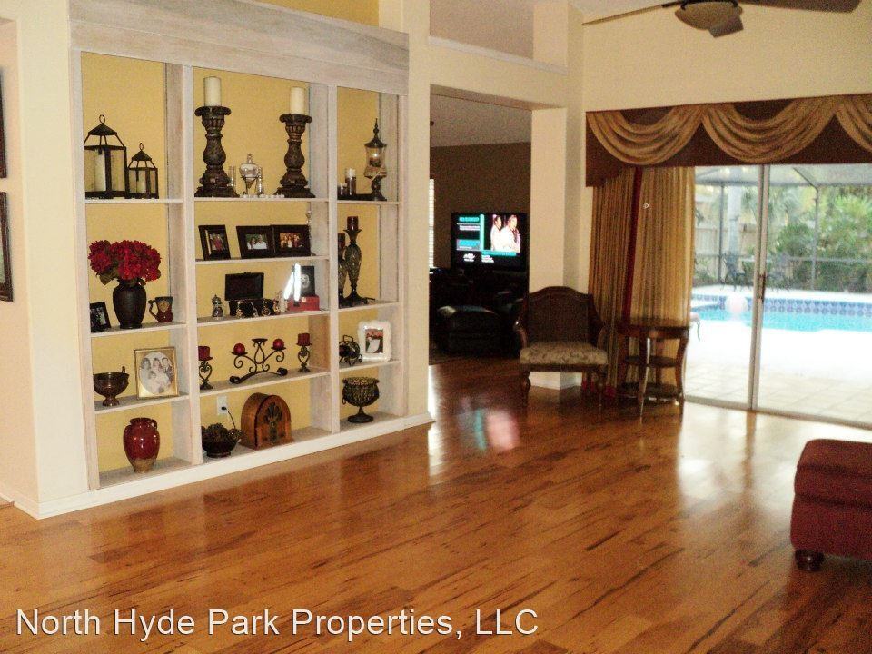 14504 Brambie Ct - Photo 3 of 22