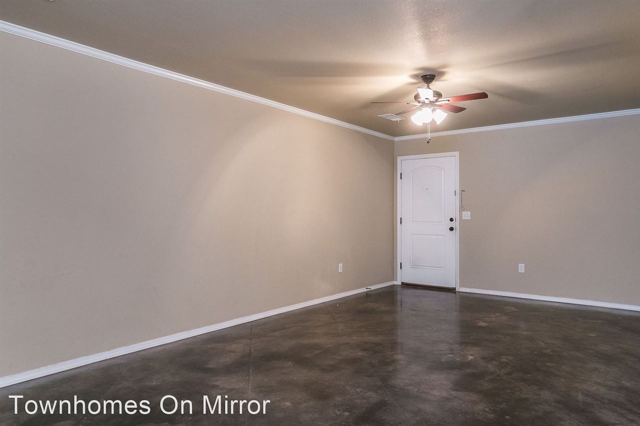 4540 S Mirror St - Photo 3 of 30