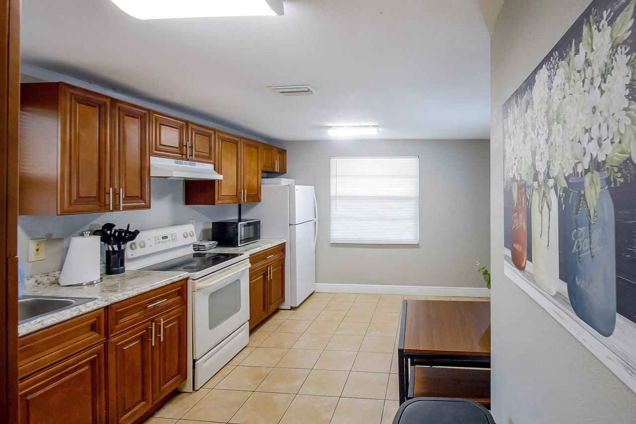 Beechwood Blvd - Photo 6 of 22