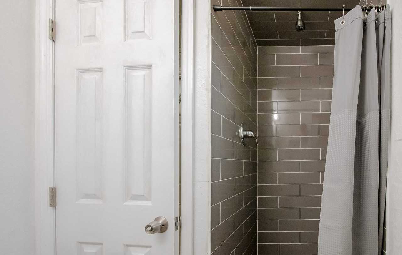 Beechwood Blvd - Photo 4 of 22