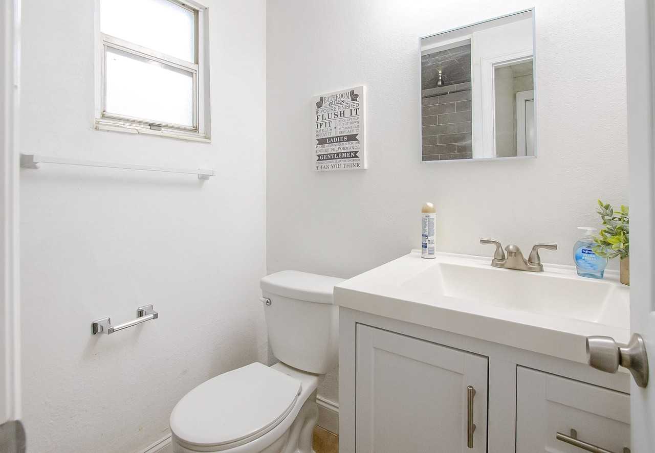 Beechwood Blvd - Photo 3 of 22