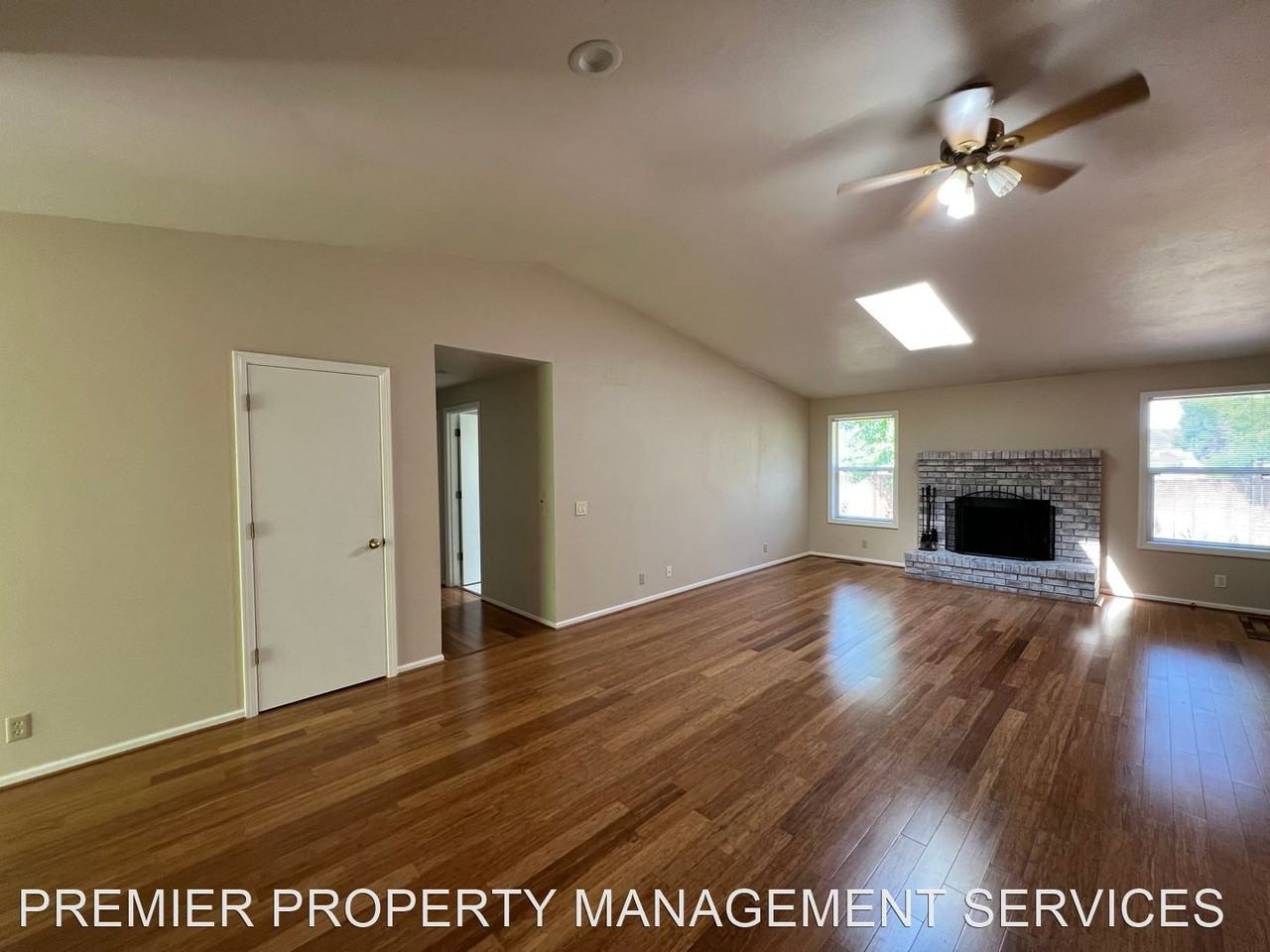 2312 Parliament St - Photo 3 of 25