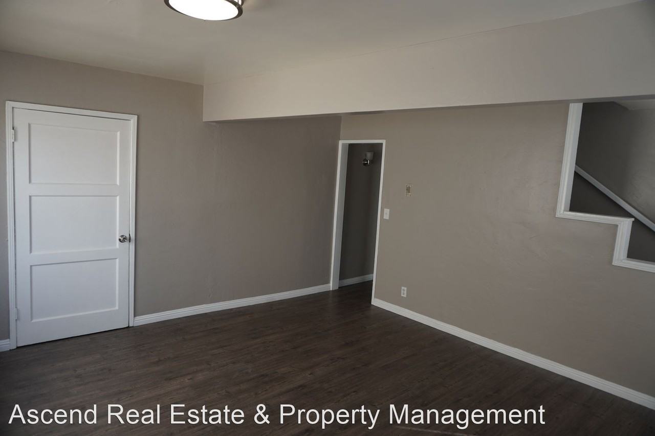 2404 E California Ave - Photo 2 of 12