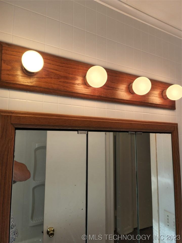 616 S Cedar St - Photo 2 of 45