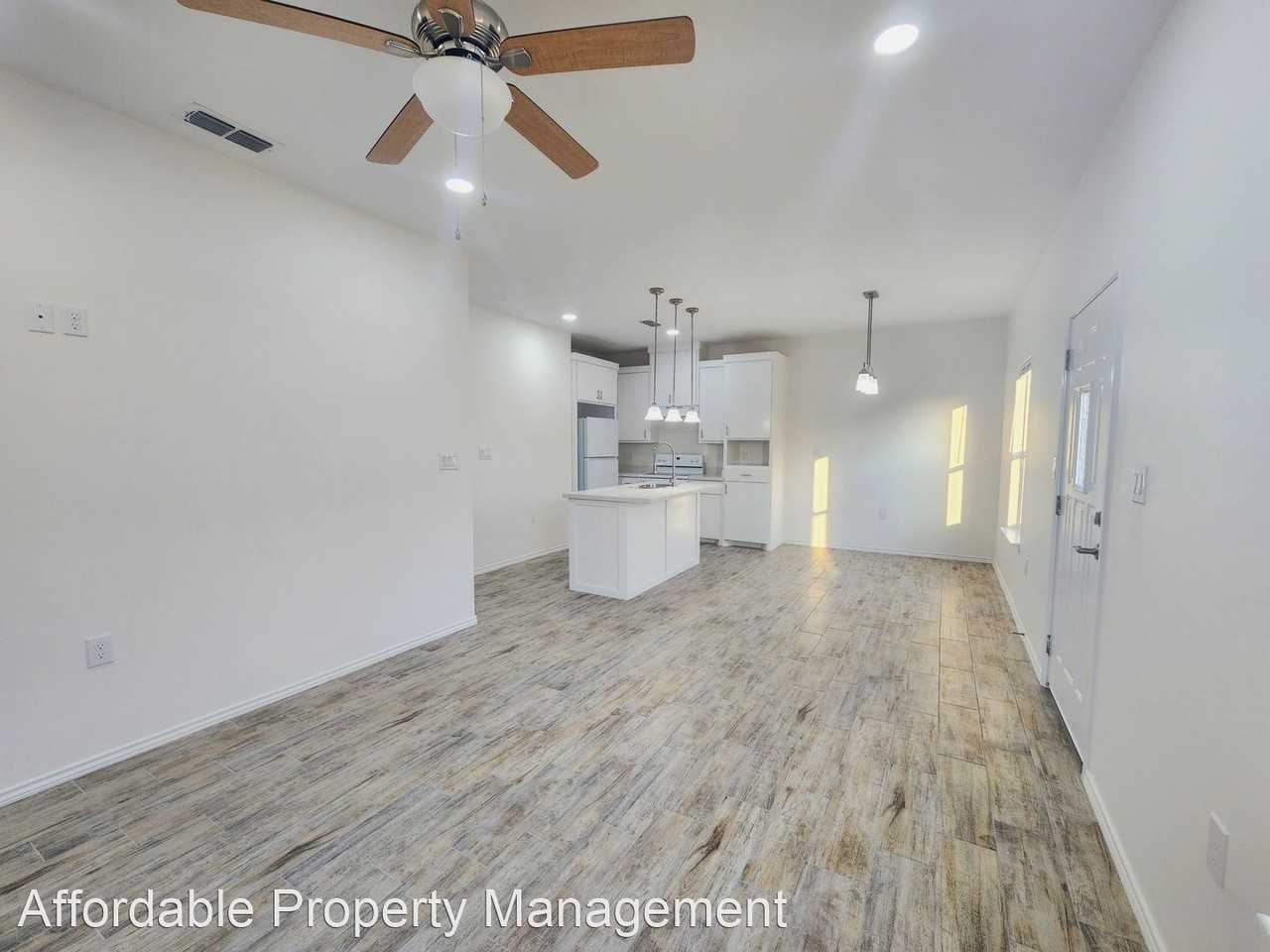 2116 E. Valley Circle - Photo 3 of 14