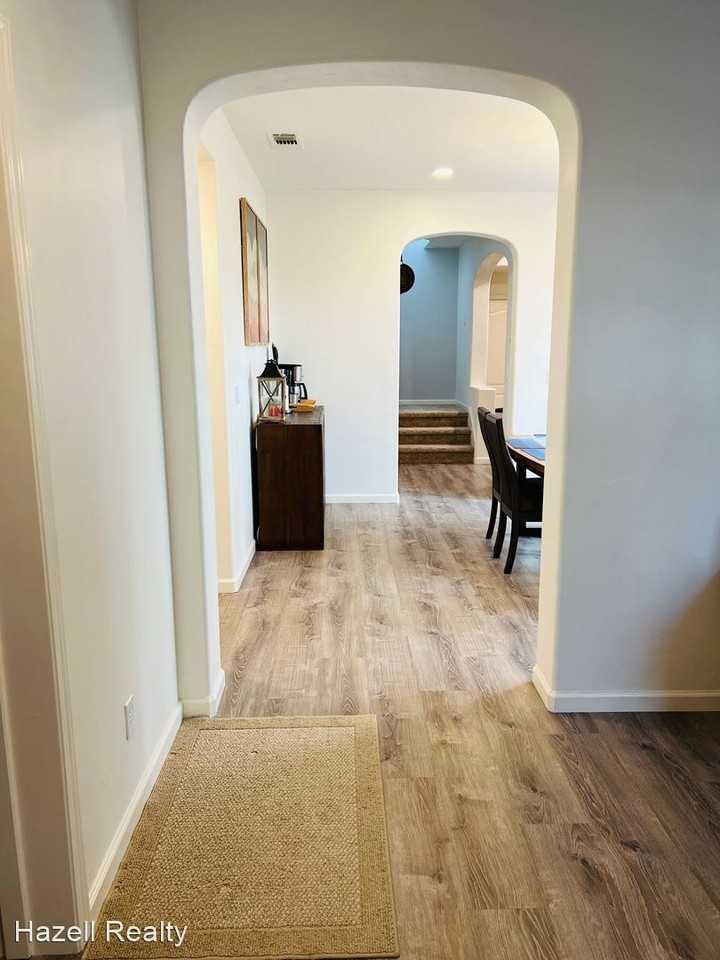 6133 Rolkingham Ln - Photo 2 of 25