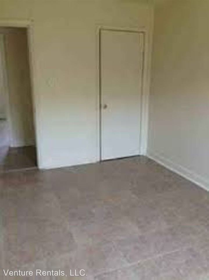 2914-C Ivy Avenue - Photo 3 of 4