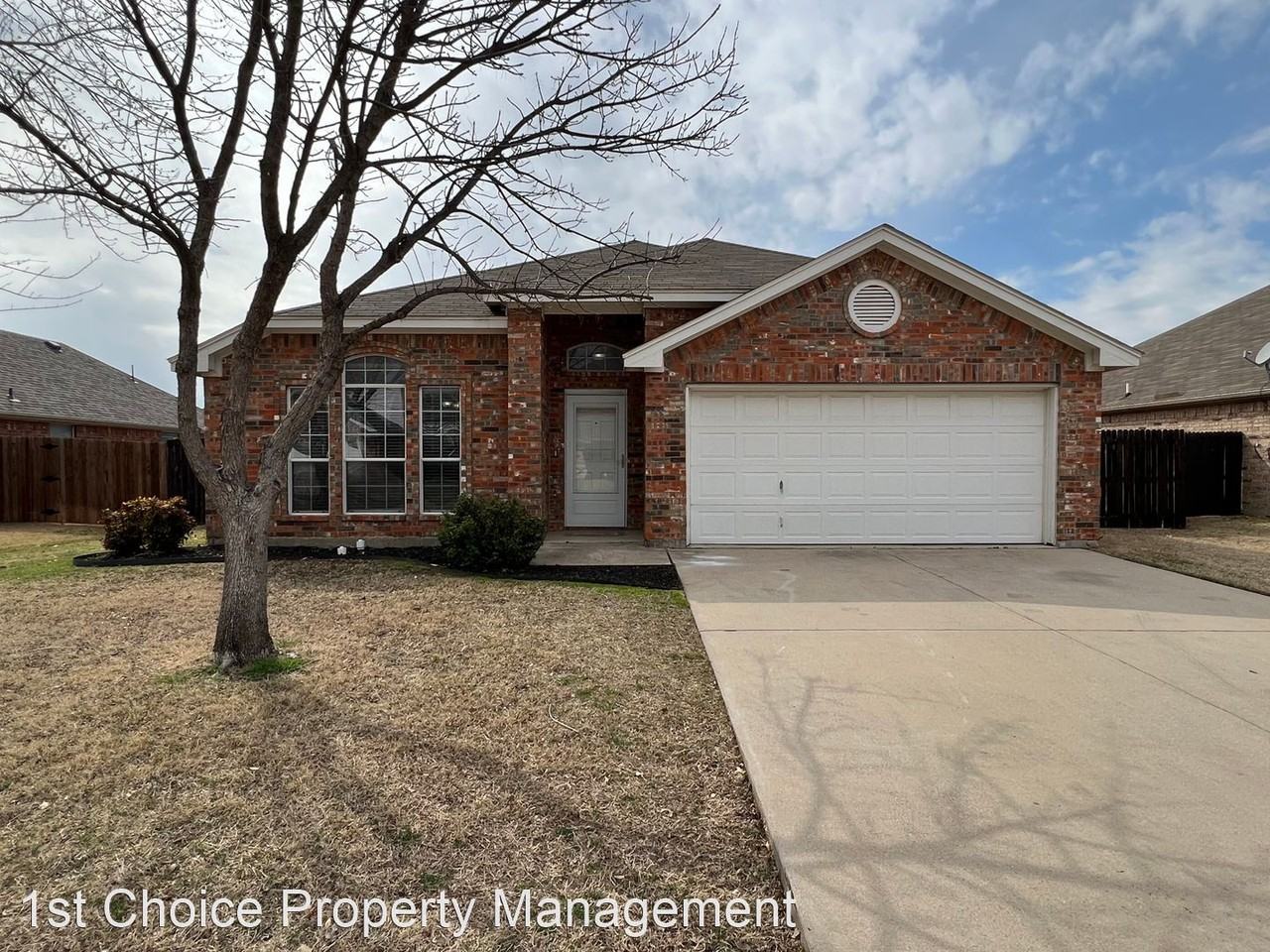 405 Willow Vista Dr