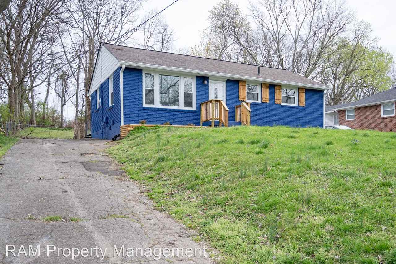 3914 Creekside Dr - Photo 3 of 24