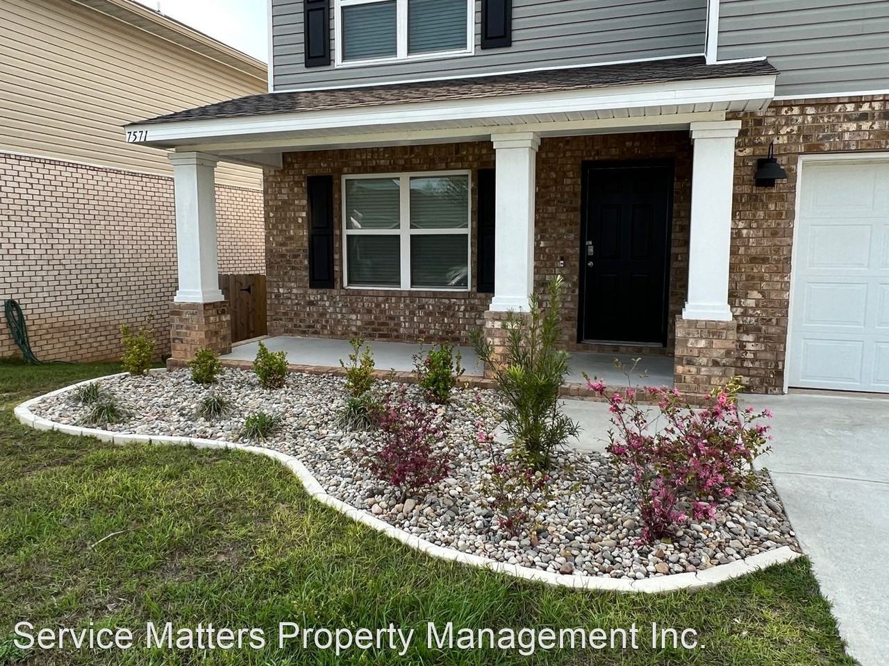 7571 Oak Lake Blvd - Photo 2 of 40