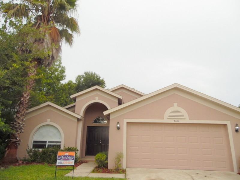 4721 Roundview Ct - Photo 2 of 19