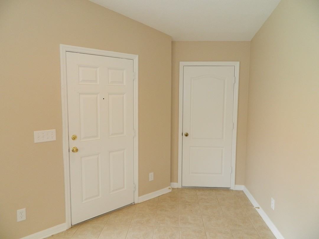 15743 Greyrock Dr - Photo 3 of 20