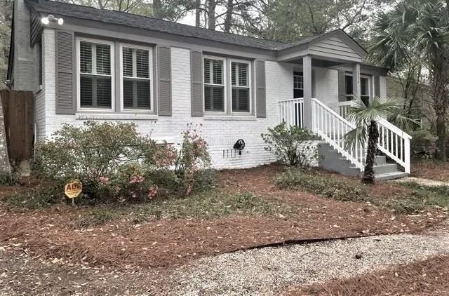 2524 Glenwood Road - Photo 3 of 15