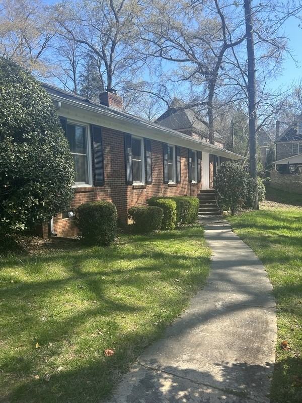 5927 Sharon View Rd - Photo 2 of 23