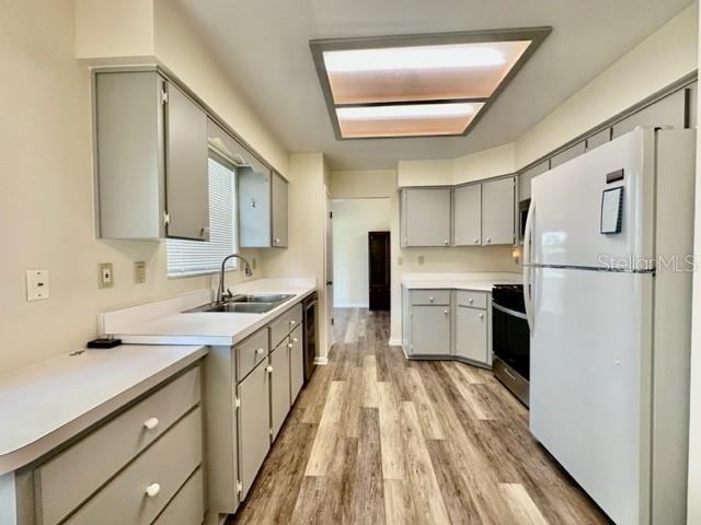 1126 Ben Hope Dr - Photo 3 of 17