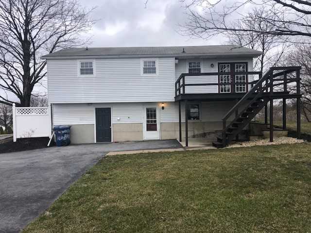 1022 Maidencreek Rd - Photo 3 of 30