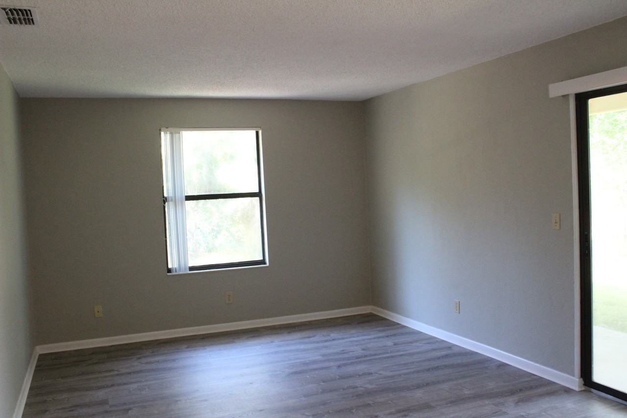 6175 Sequoia Dr - Photo 3 of 46