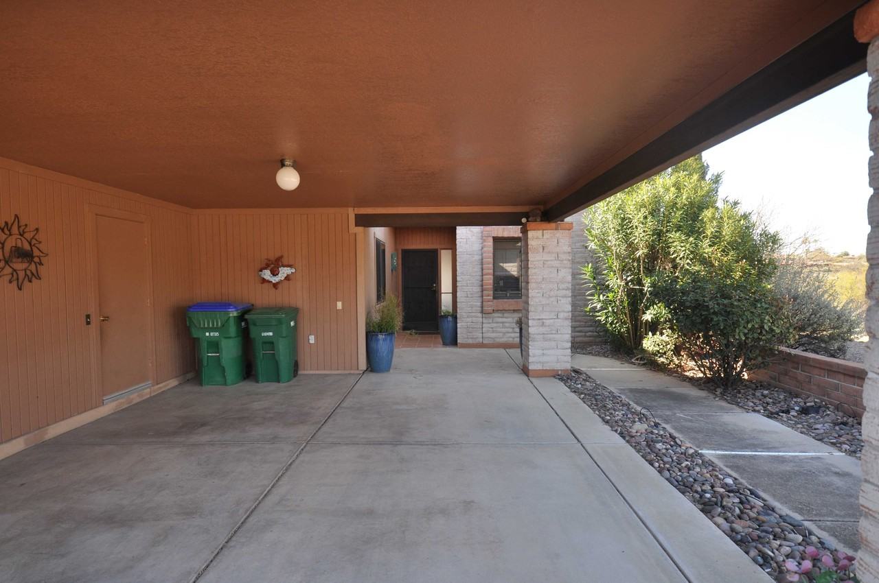 1001 W Calle Del Vencejo - Photo 2 of 16