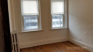 featured image of 122 Warren St