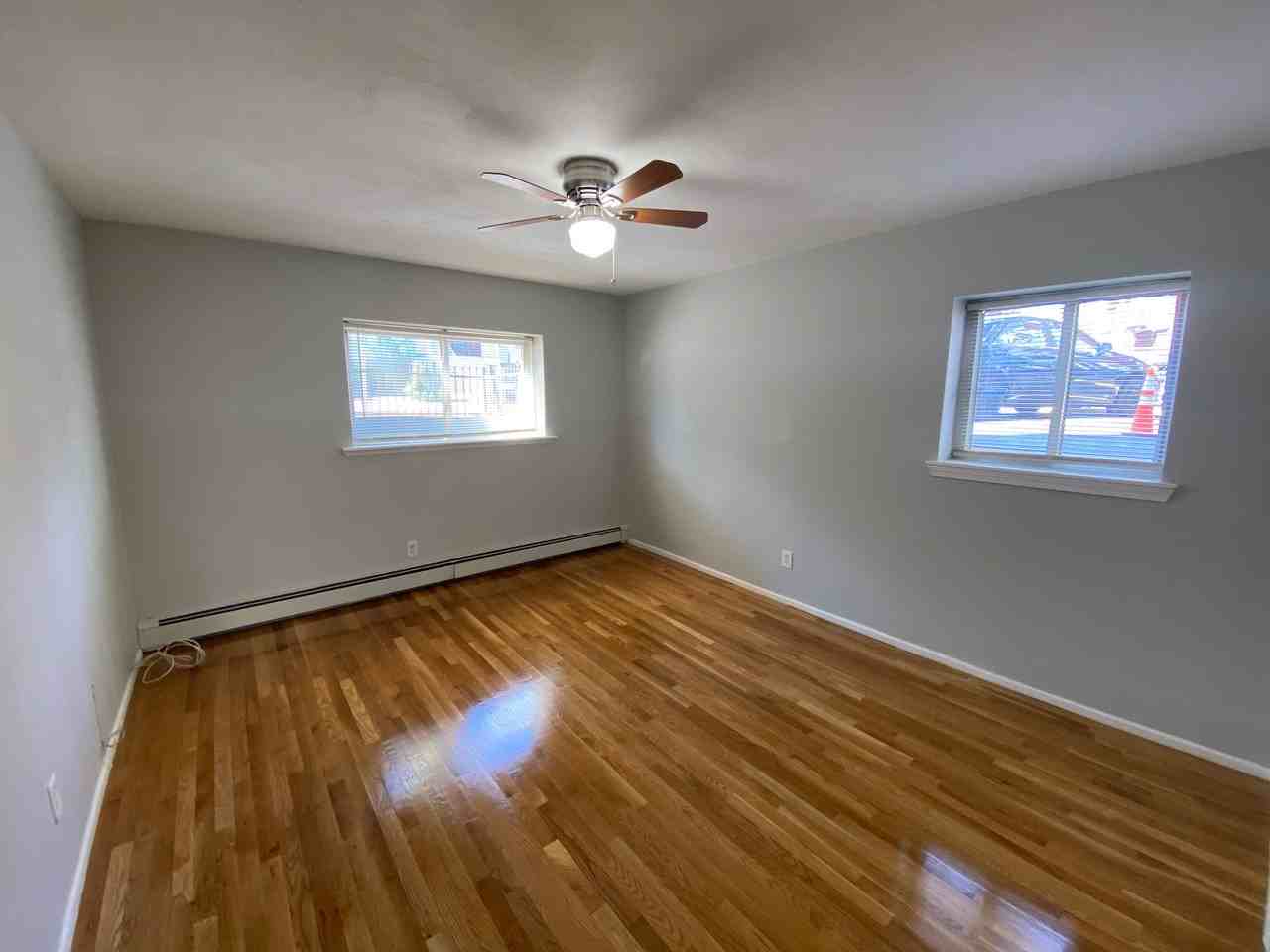 Dix St #1 - Photo 4 of 6