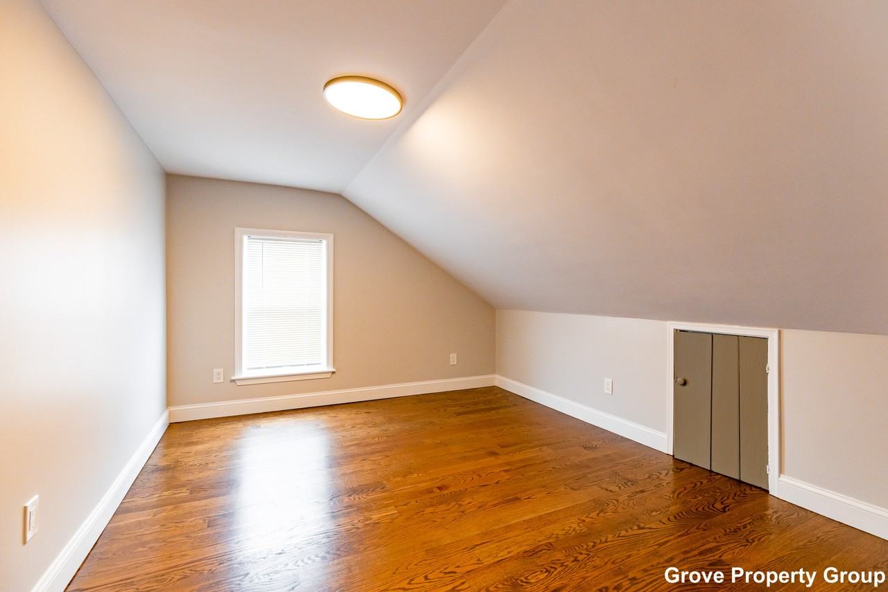 173 Emerson St #2 - Photo 4 of 19