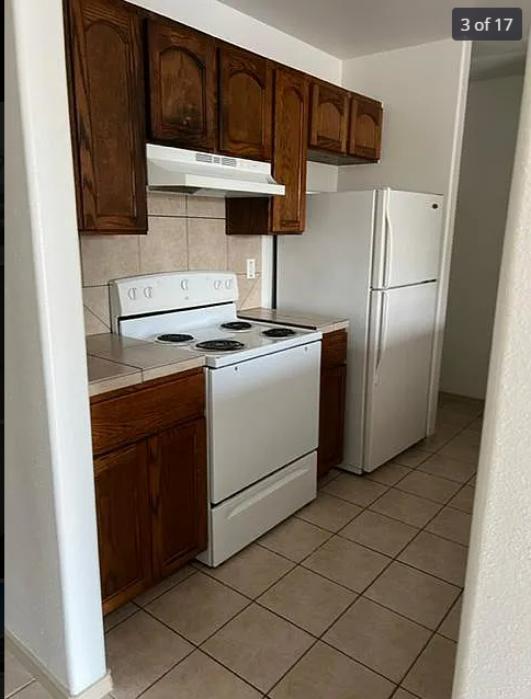 1610 E. Plum St - Photo 4 of 10