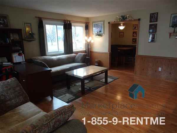 505 Maple St - Photo 3 of 21