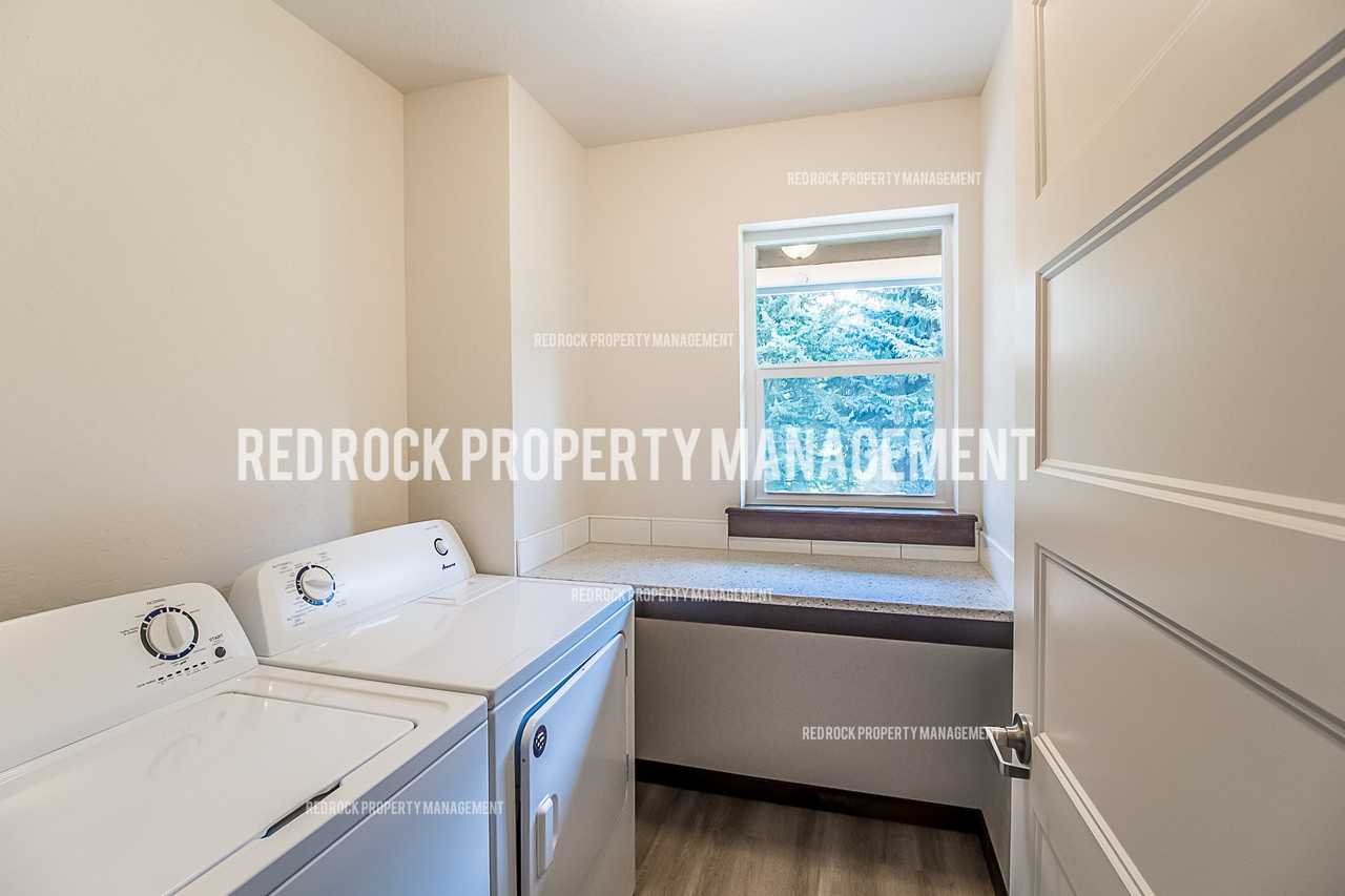 1536 E Latitude Ln #1 - Photo 7 of 9